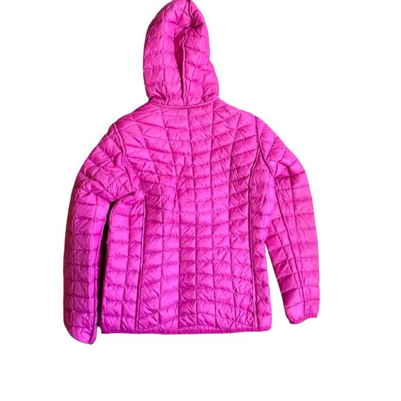 The North Face Girls' Reversible Thermoball Hoodie Jacket - Picture 7 of 15
